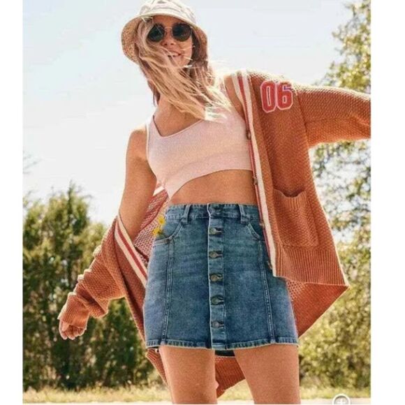 Aerie Oversized Varsity Cardigan Orange with White Stripe size Large - Picture 9 of 10